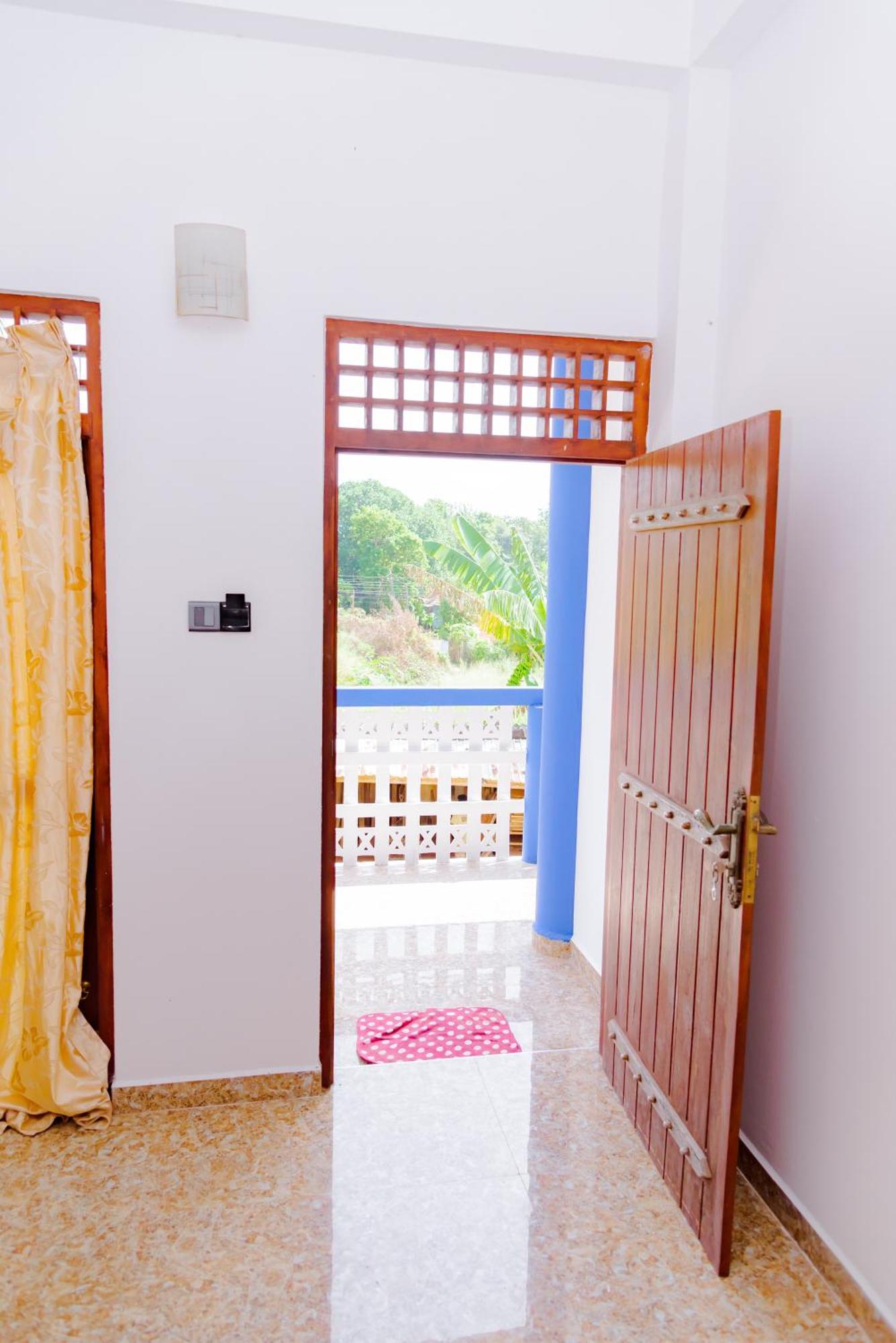 Hotel Charith Guest Tangalle Habitación foto