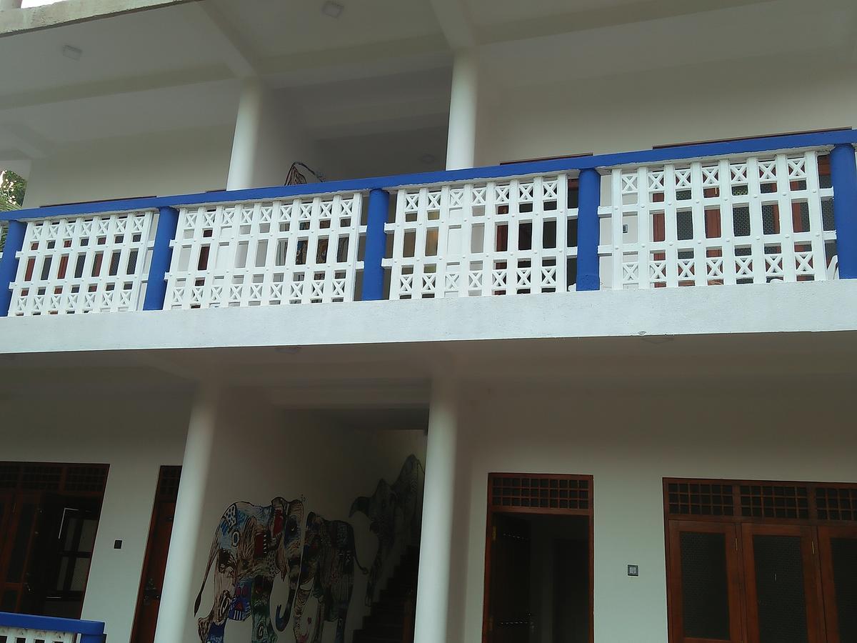 Hotel Charith Guest Tangalle Exterior foto
